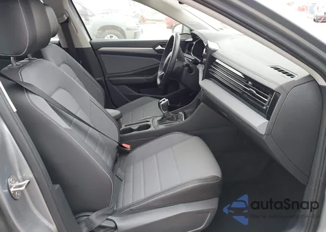 2025 Volkswagen Jetta 1.5T Se from USA, damaged, VIN 3VWEX7BU5SM025130